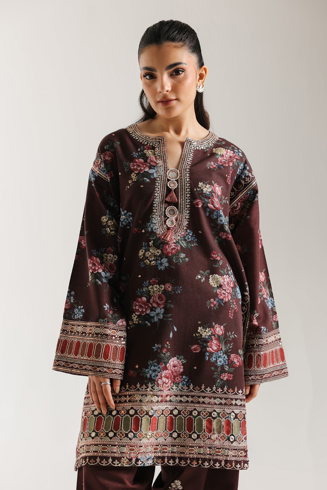 EMBROIDERED SUIT (E3736/103/520) - Image 4