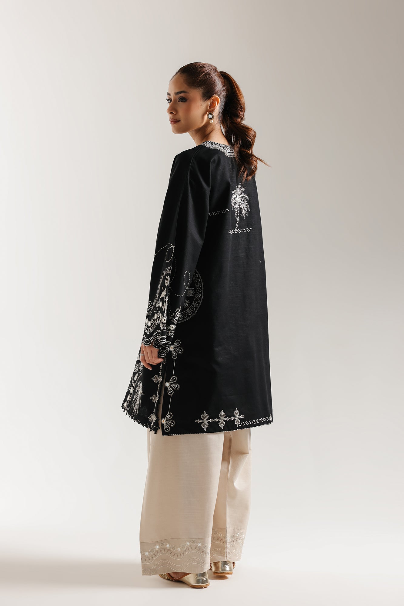 EMBROIDERED SUIT (E3737/103/902) - Image 4