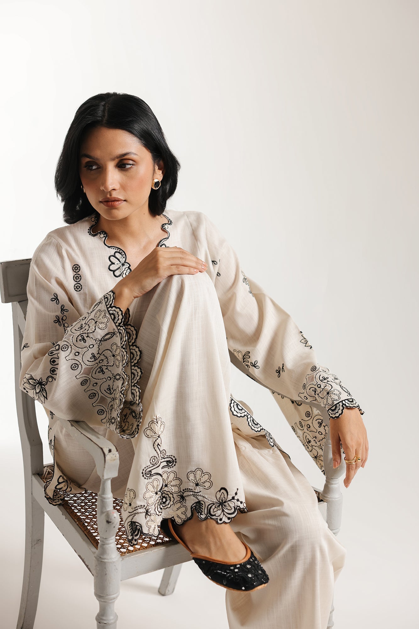 EMBROIDERED SUIT (E3740/103/003) - Image 5