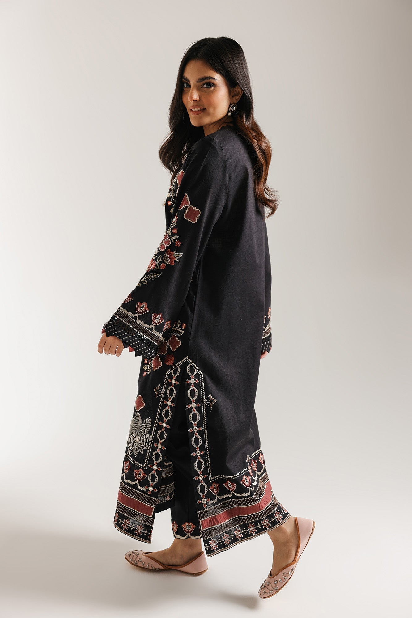 EMBROIDERED SUIT (E3741/103/902) - Image 5