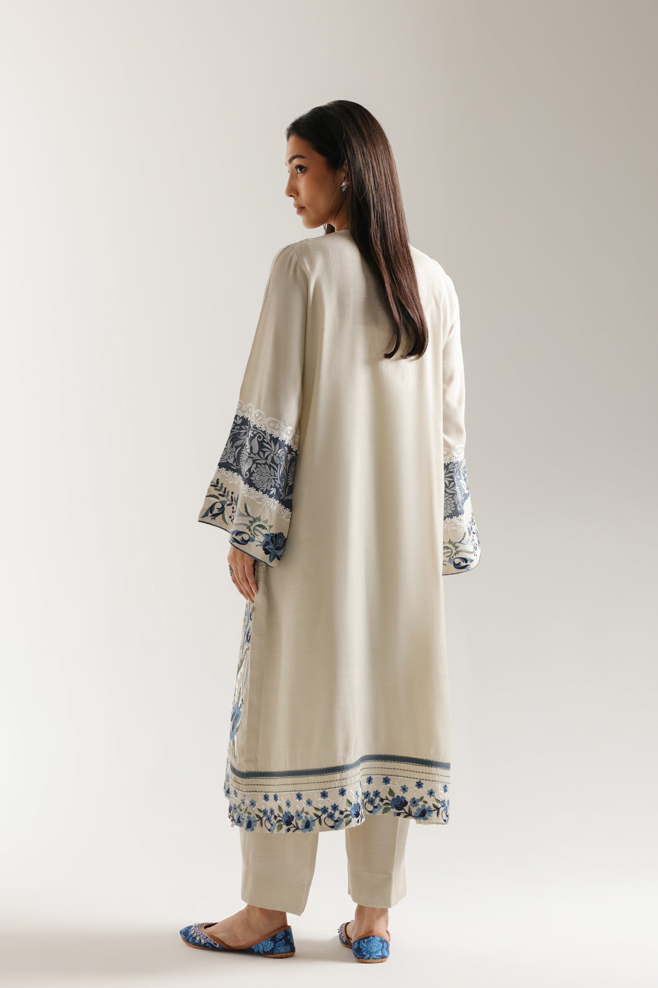 EMBROIDERED SUIT (E3778/103/722) - Image 4