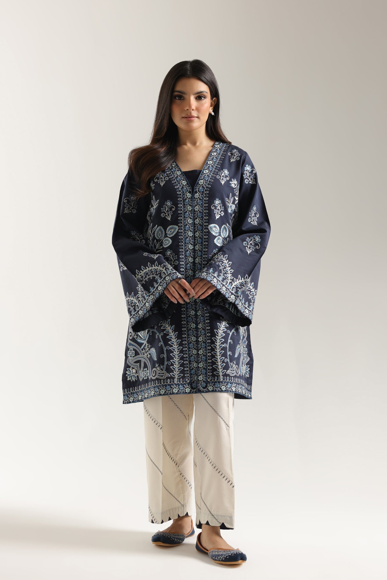 EMBROIDERED SUIT (E3784/103/622) - Image 2