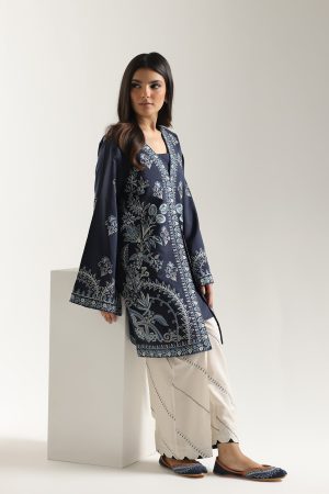 EMBROIDERED SUIT (E3784/103/622)