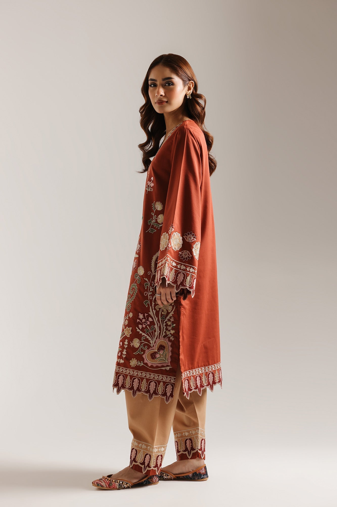 EMBROIDERED SUIT (E3795/103/308) - Image 3