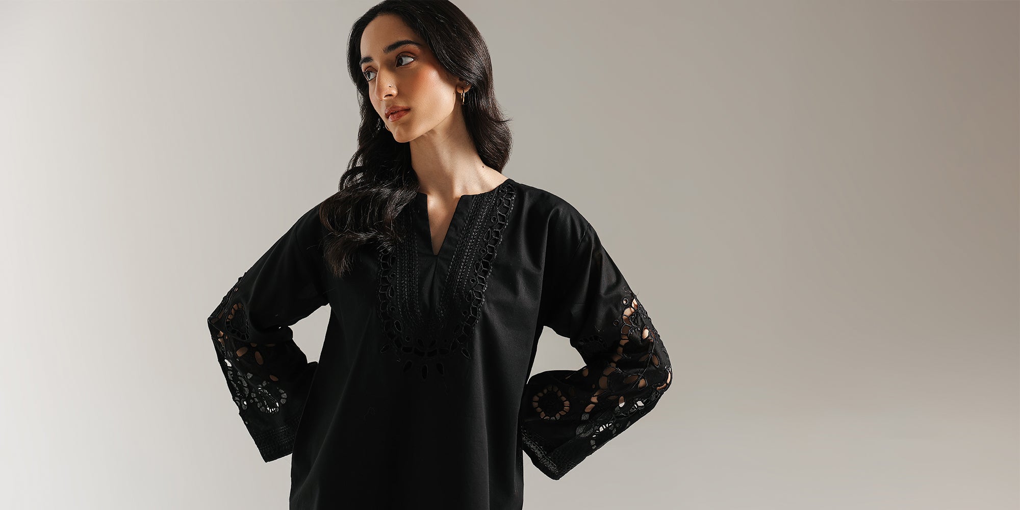 EMBROIDERED KURTI (E5848/102/902) - Image 5