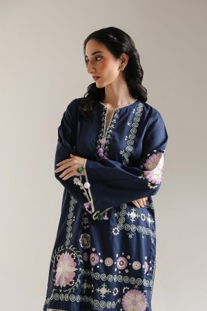 EMBROIDERED SUIT (E6152/102/603)