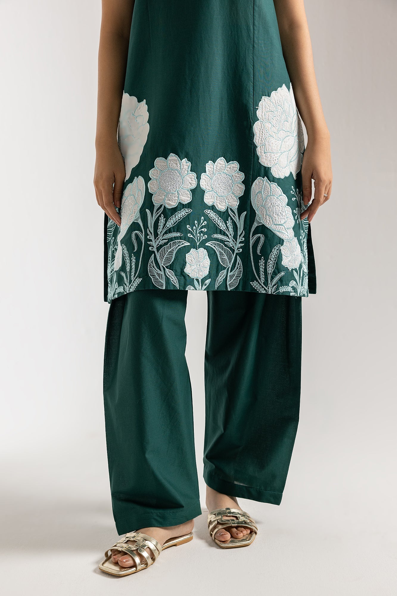 EMBROIDERED SUIT (E6190/102/711) - Image 5