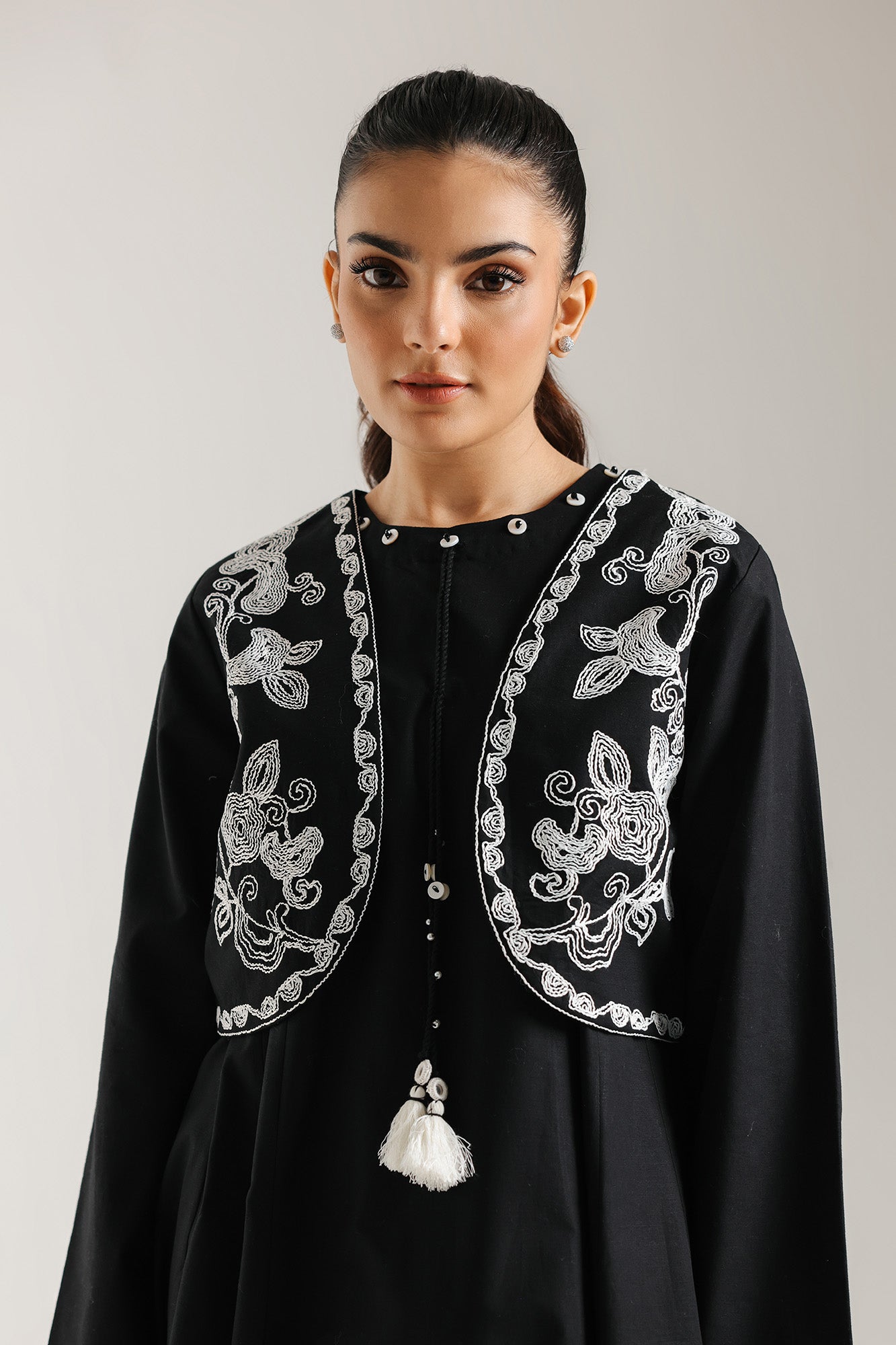 EMBROIDERED DRESS (E6944/102/901) - Image 4