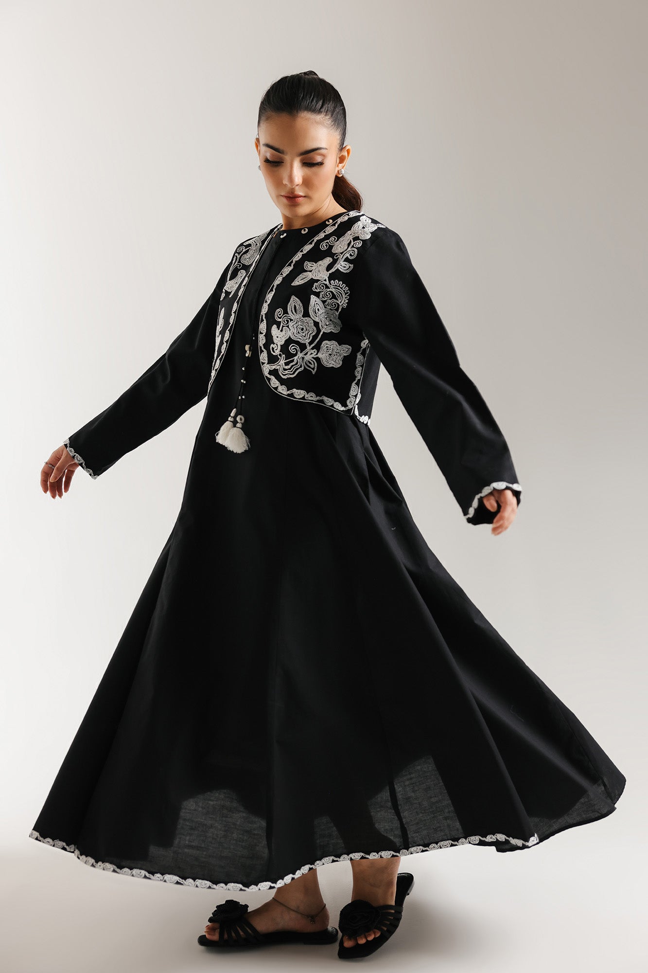EMBROIDERED DRESS (E6944/102/901) - Image 5