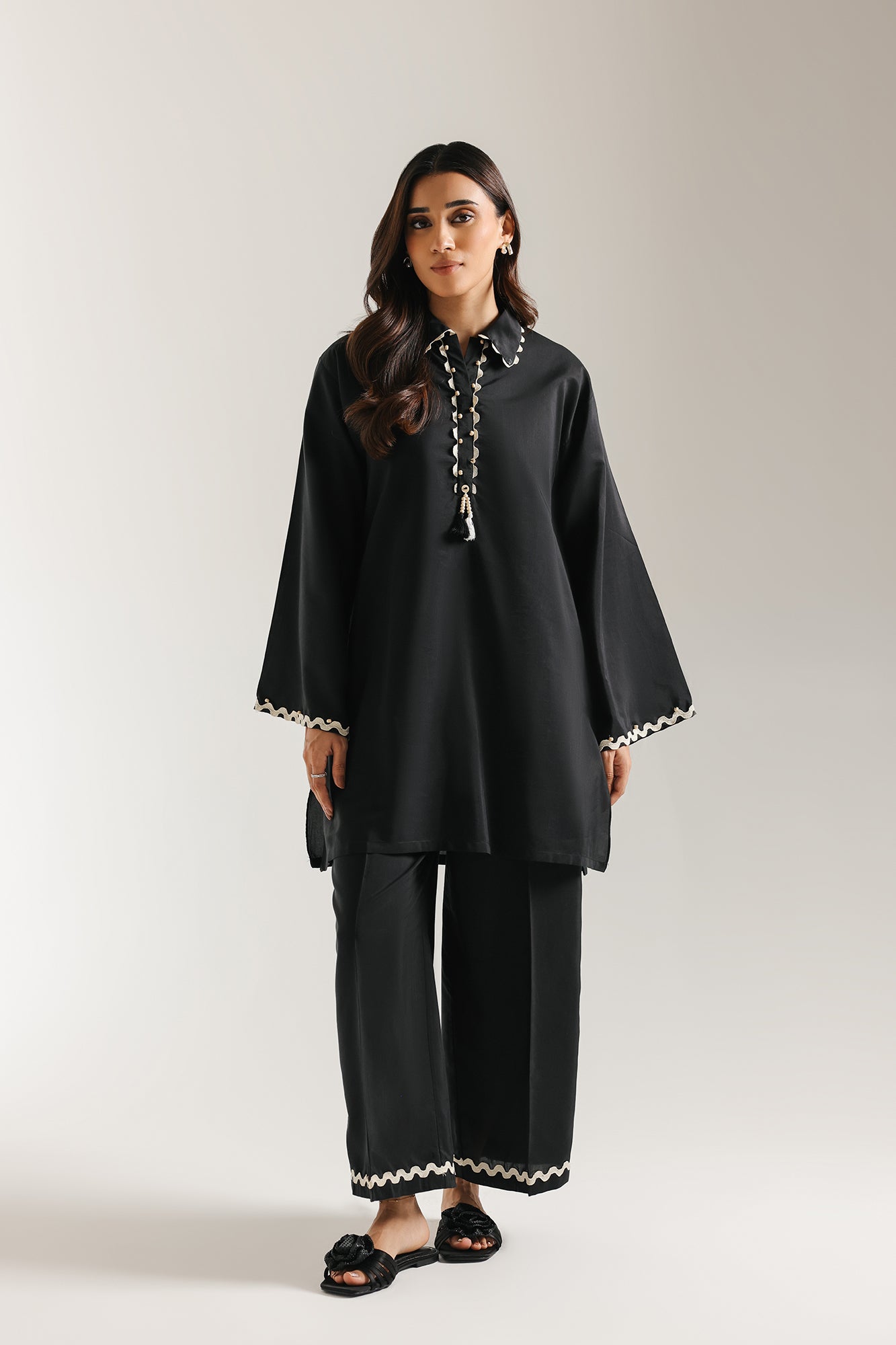 EMBROIDERED SUIT (E6981/102/901) - Image 2