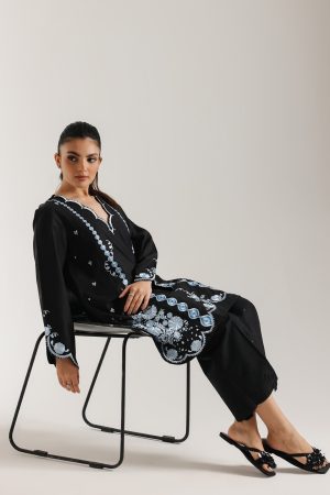 EMBROIDERED SHIRT (E6989/102/902)