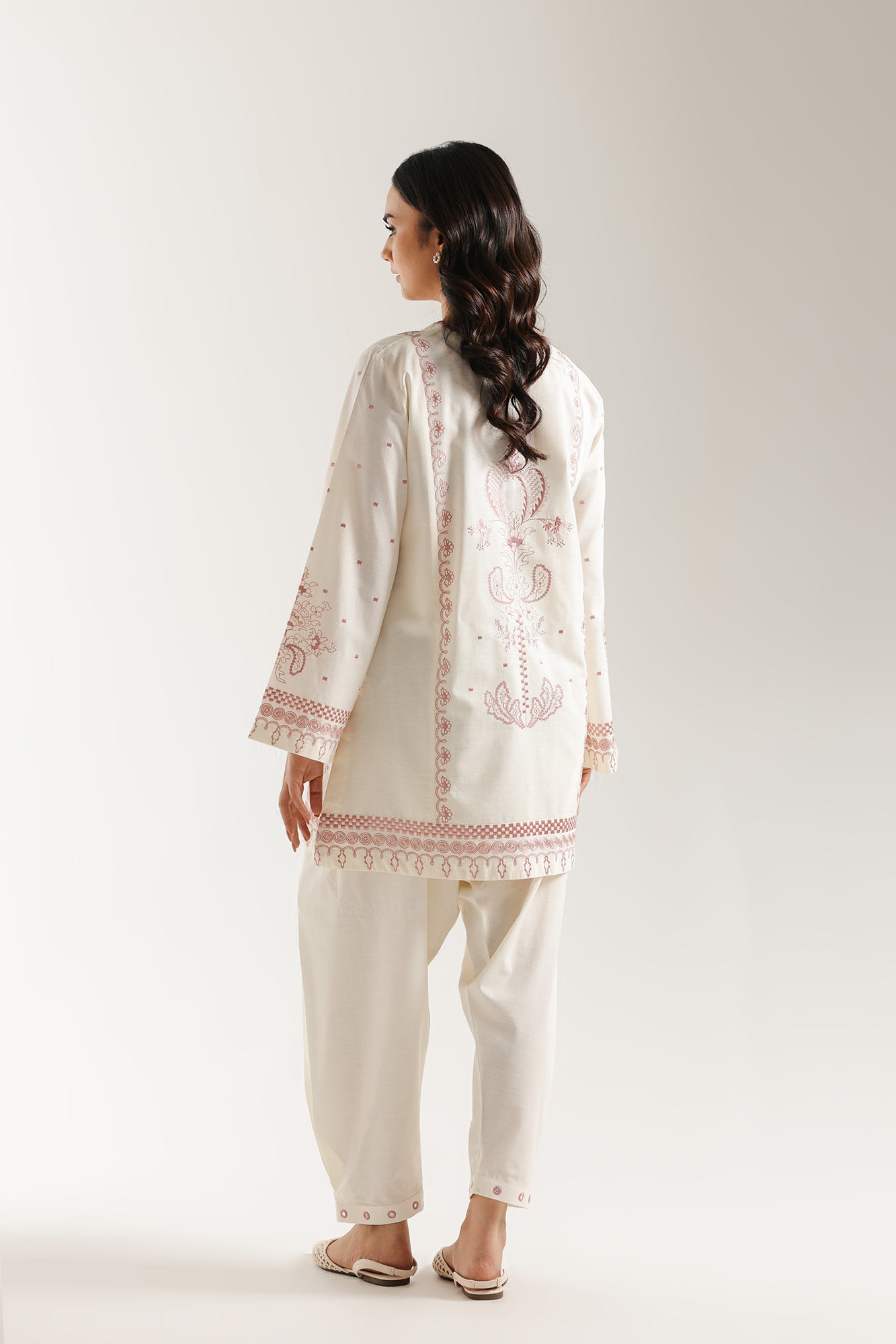EMBROIDERED SUIT (E7000/102/002) - Image 3