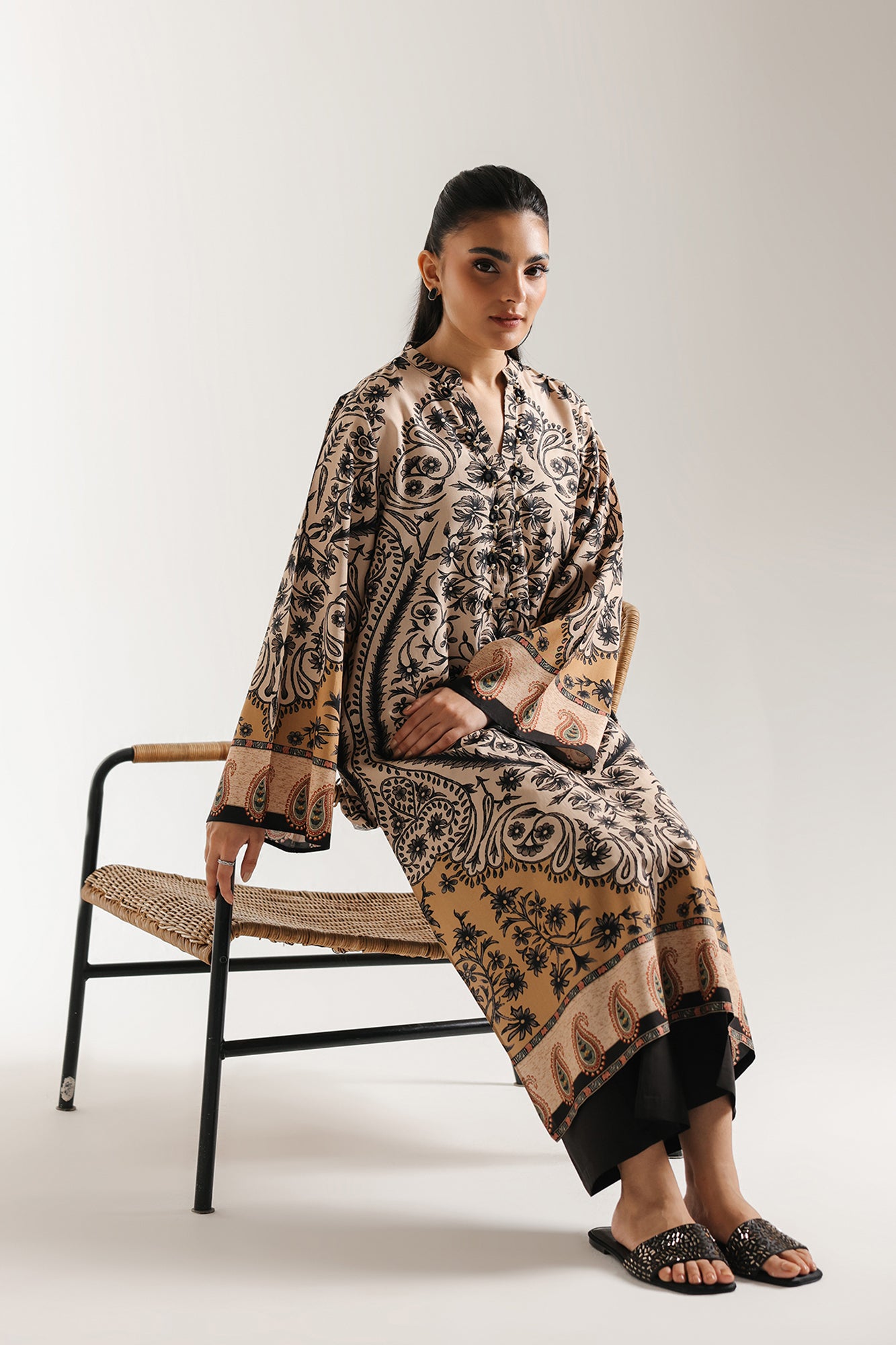 PRINTED SUIT (E7089/102/226)