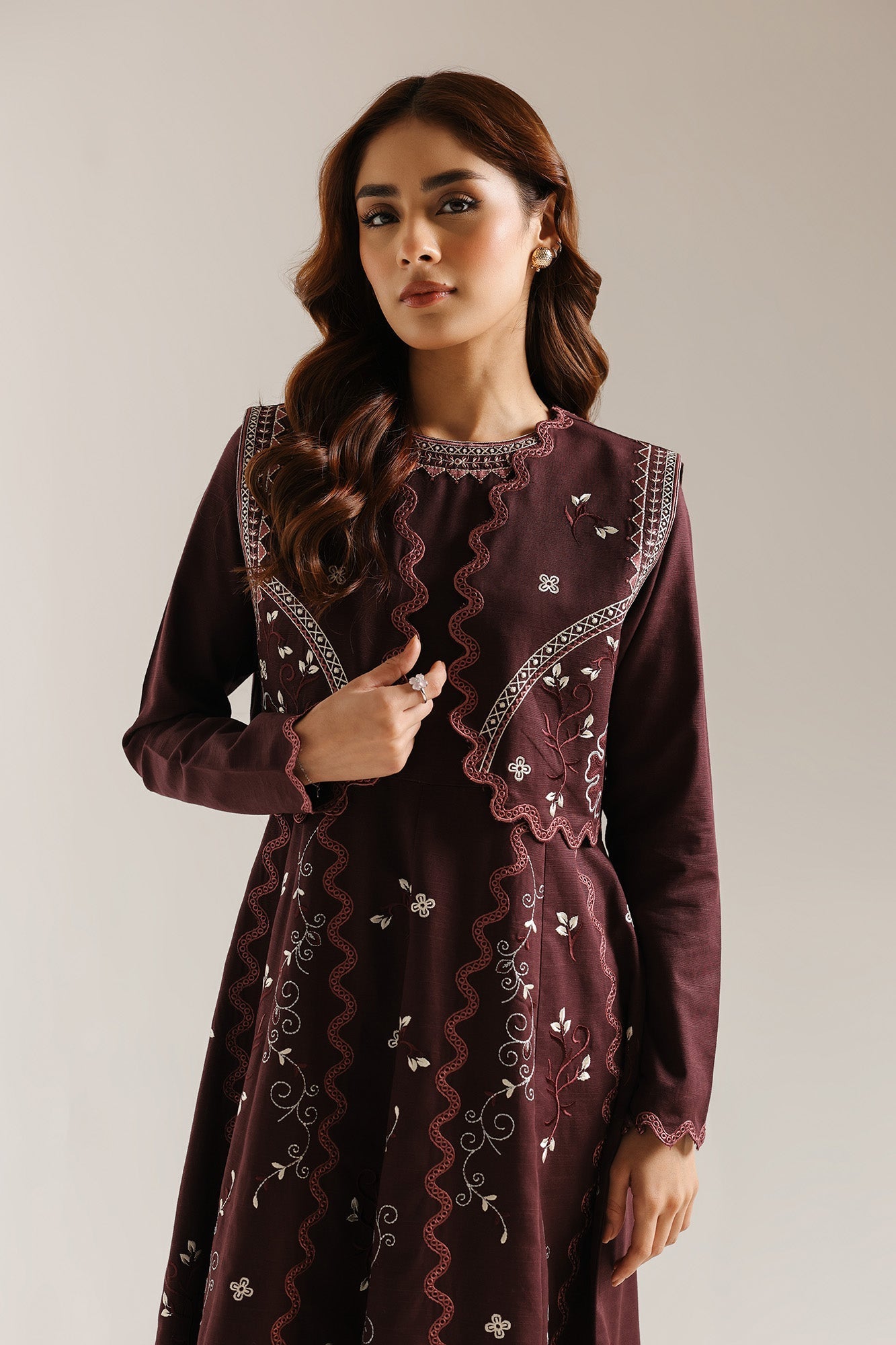 EMBROIDERED DRESS (E7209/102/304) - Image 4