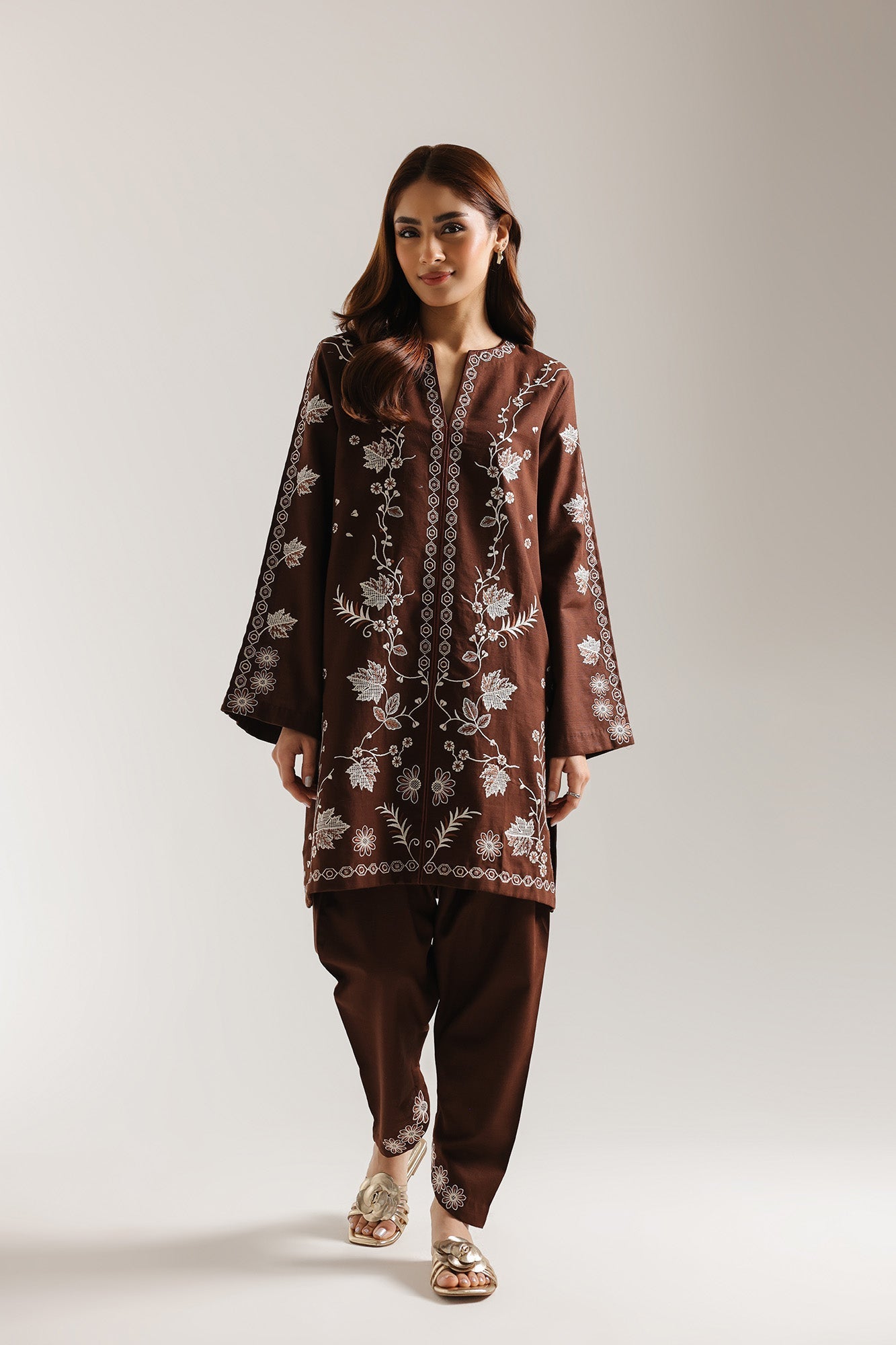EMBROIDERED SUIT (E7241/102/801) - Image 2