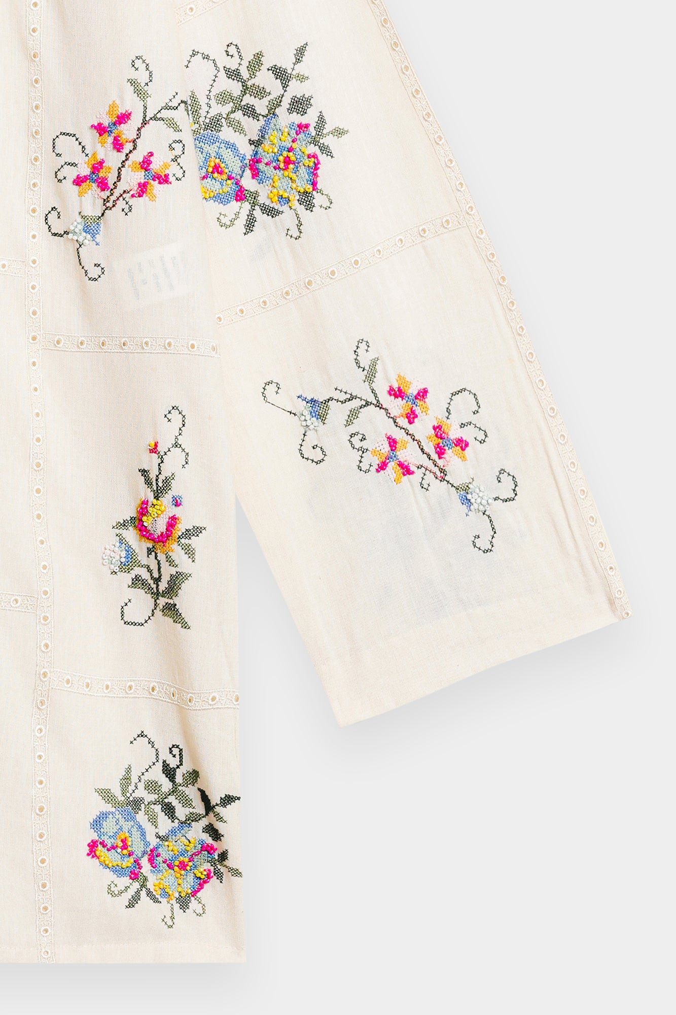 EMBROIDERED SUIT (S2E119/002/0551) - Image 7