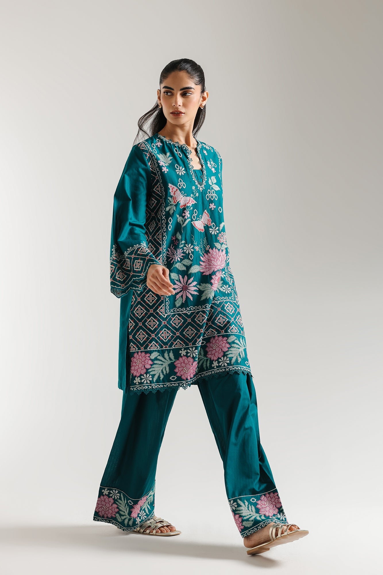 EMBROIDERED SUIT (S8E6458/102/613) - Image 5